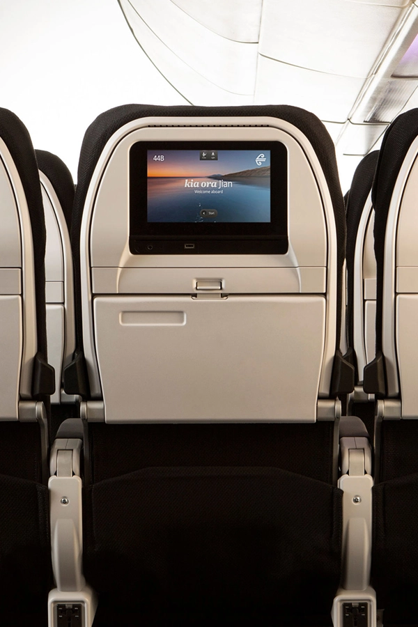 Airnz_IFE_2_M.webp